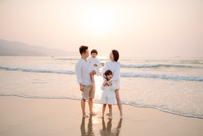 chup-anh-gia-dinh-tai-da-nang-Bai-Bien-03