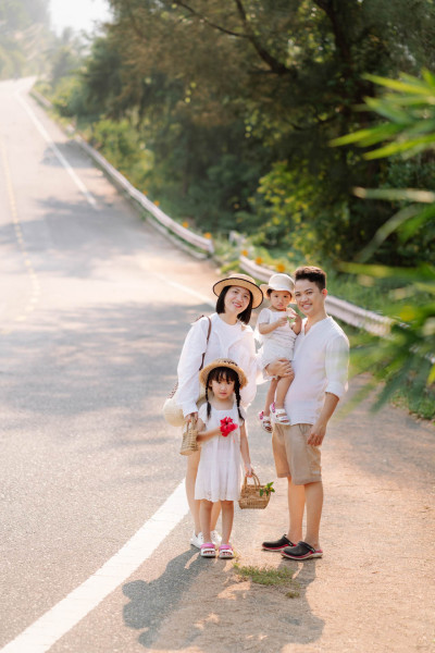 chup-anh-gia-dinh-tai-da-nang-Bai-Bien-11